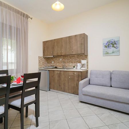 Maria Dina Apartments 1 Potos Luaran gambar