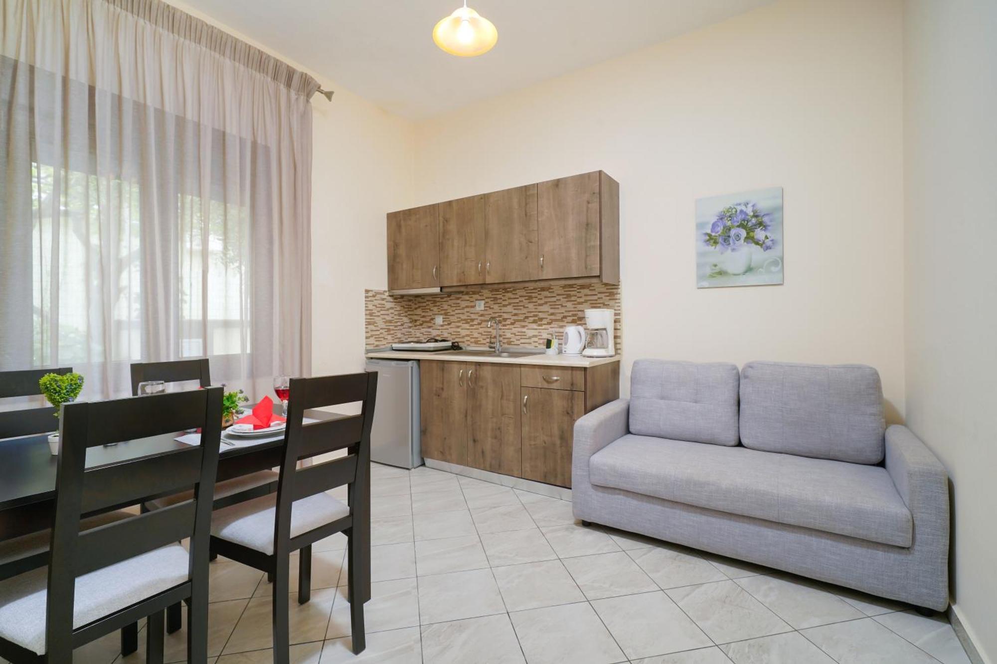 Maria Dina Apartments 1 Potos Luaran gambar